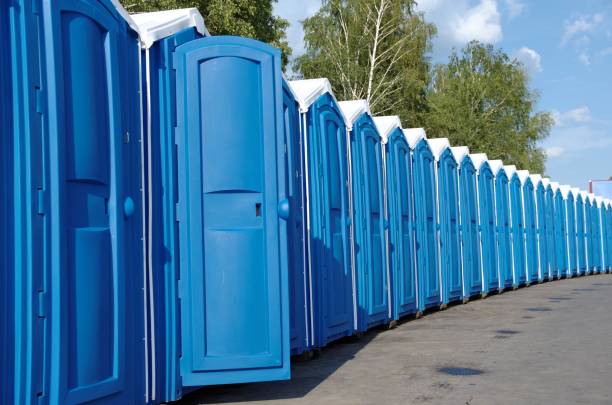 Best Porta potty rental near me  in Hortonville, WI